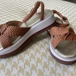 Johnston & Murphy Sandals - size 7.5